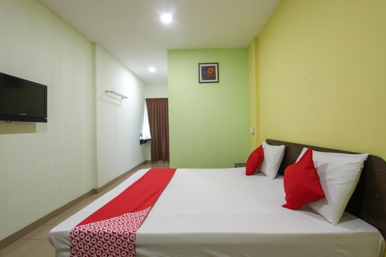 OYO 89539 Hotel Siswa Kampar Bagian luar foto
