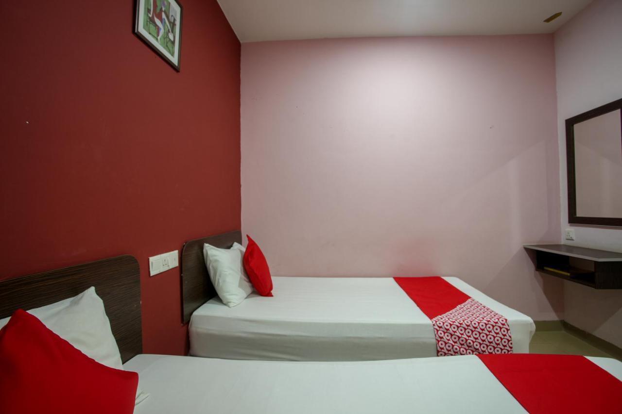 OYO 89539 Hotel Siswa Kampar Bagian luar foto